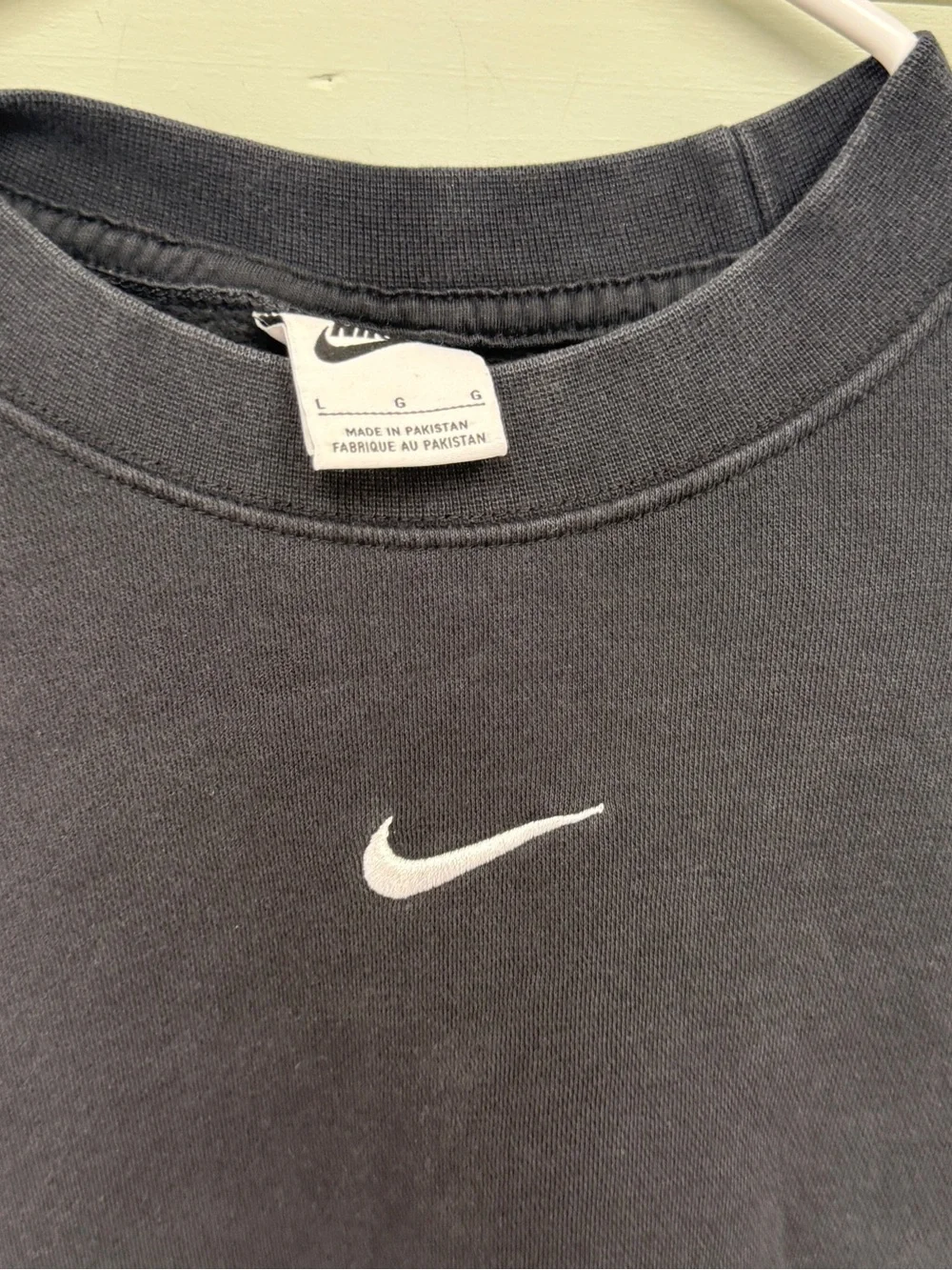 Nike oversized crew neck sweatshirt black women’s size large